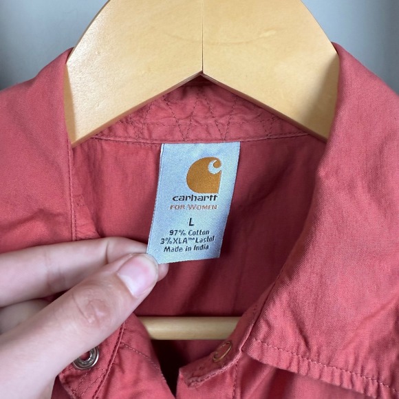 Women's Carhartt Pink Sleeveless Pearl Snap Shirt size Large - Picture 3 of 6